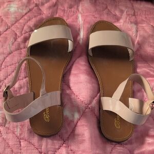 Breckelles Women's Pink Sandals